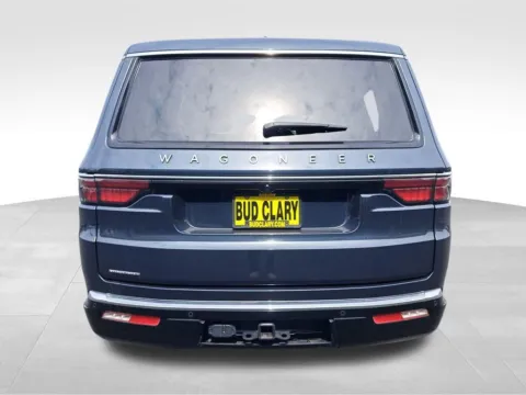 More photos of 2023 Jeep Wagoneer at Bud Clary Auburn CDJR, WA