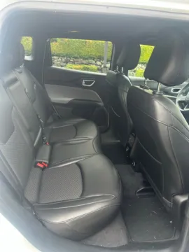 More photos of 2023 Jeep Compass Latitude at Bud Clary Auburn CDJR, WA