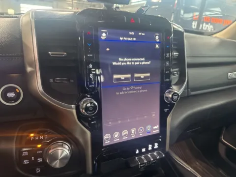 More photos of 2019 Ram 1500 Laramie at Bud Clary Auburn CDJR, WA