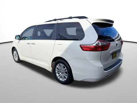 Another view of 2017 Toyota Sienna XLE for sale in Auburn, WA at Bud Clary Auburn CDJR
