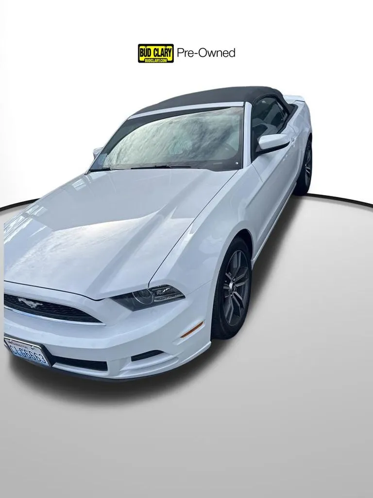White 2014 Ford Mustang V6 Premium for sale in Auburn, WA