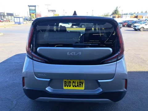 More photos of 2023 Kia Soul LX at Bud Clary Auburn CDJR, WA