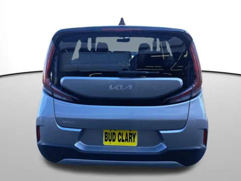 More photos of 2023 Kia Soul LX at Bud Clary Auburn CDJR, WA