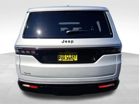 More photos of 2026 Jeep Grand Wagoneer at Bud Clary Auburn CDJR, WA