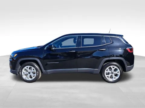 Photos of 2025 Jeep Compass Sport for sale in Auburn, WA at Bud Clary Auburn CDJR