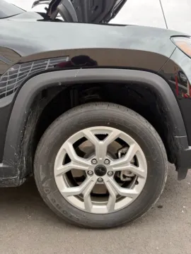 More photos of 2025 Jeep Compass Sport at Bud Clary Auburn CDJR, WA