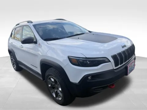 Another view of 2019 Jeep Cherokee Trailhawk for sale in Auburn, WA at Bud Clary Auburn CDJR