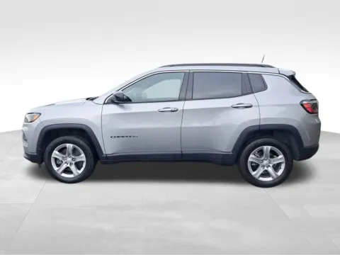 Photos of 2023 Jeep Compass Latitude for sale in Auburn, WA at Bud Clary Auburn CDJR