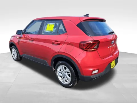 Another view of 2022 Hyundai Venue SE for sale in Auburn, WA at Bud Clary Auburn CDJR