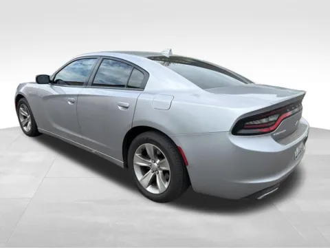 More photos of 2015 Dodge Charger SXT at Bud Clary Auburn CDJR, WA