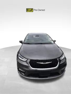 Unknown 2023 Chrysler Pacifica Touring L for sale in Auburn, WA