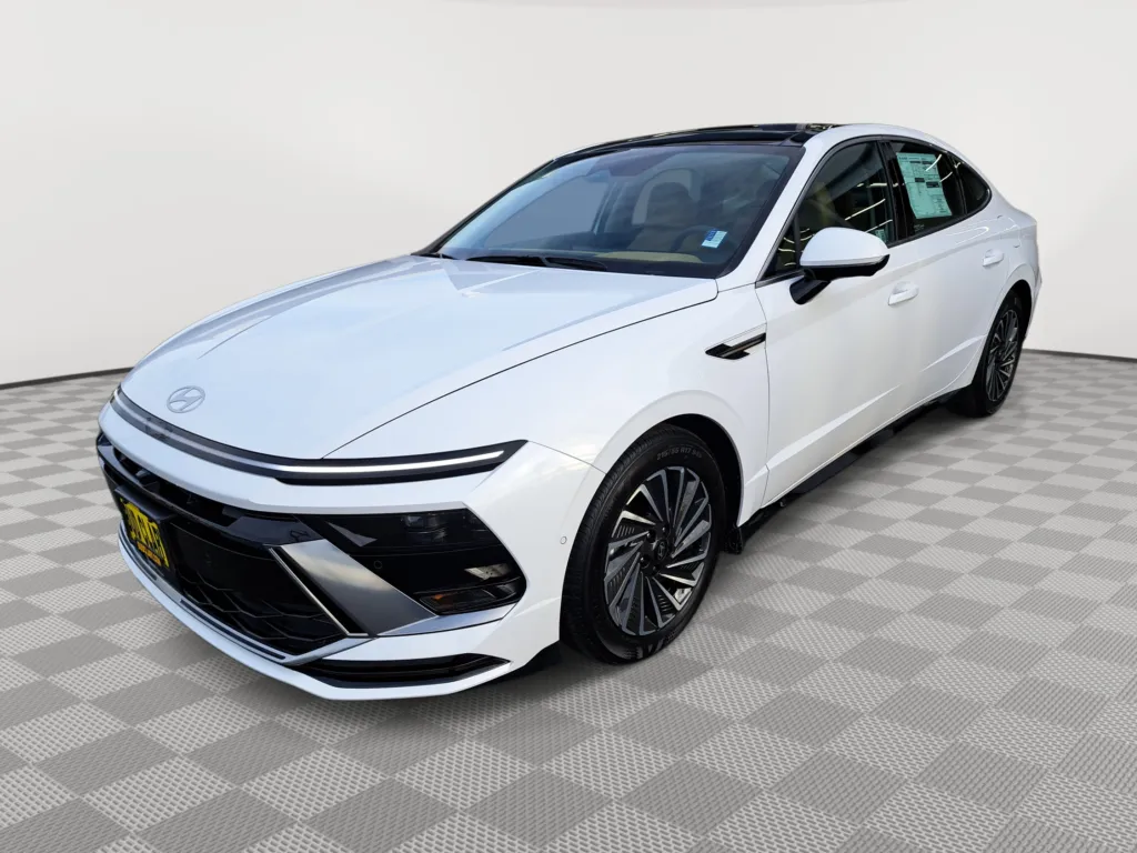 2025 Hyundai Sonata Hybrid Limited for sale in Auburn, WA