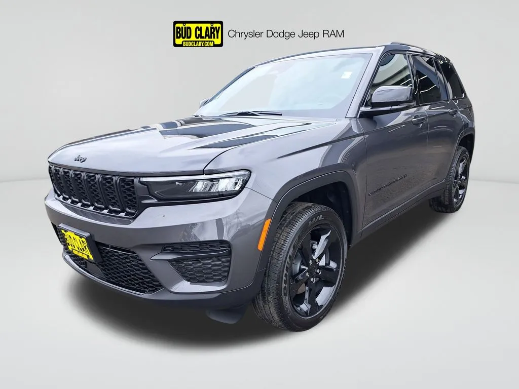 Gray 2025 Jeep Grand Cherokee Altitude X for sale in Auburn, WA