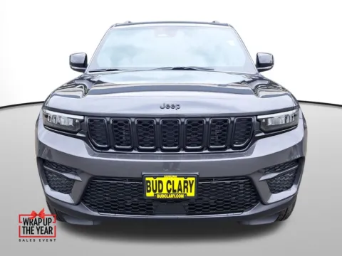 Photos of 2025 Jeep Grand Cherokee Altitude X for sale in Auburn, WA at Auburn CDJR