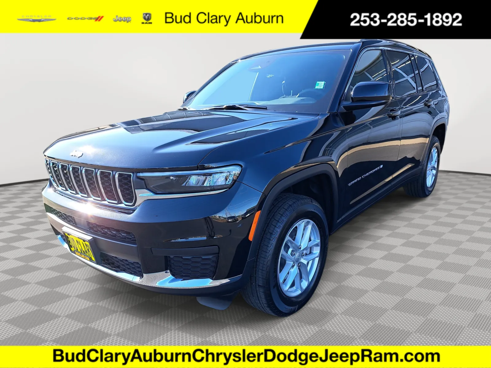 Black 2025 Jeep Grand Cherokee L Laredo for sale in Auburn, WA