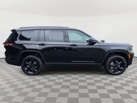 More photos of 2025 Jeep Grand Cherokee L Limited at Auburn CDJR, WA