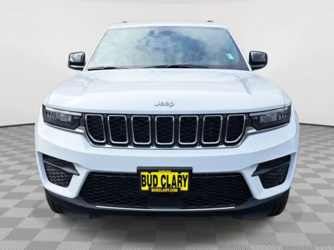 Another view of 2025 Jeep Grand Cherokee Laredo for sale in Auburn, WA at Auburn CDJR