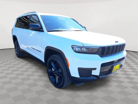 More photos of 2025 Jeep Grand Cherokee L Altitude X at Auburn CDJR, WA