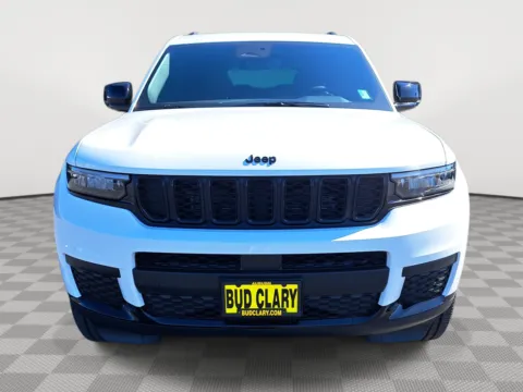 Another view of 2025 Jeep Grand Cherokee L Altitude X for sale in Auburn, WA at Auburn CDJR