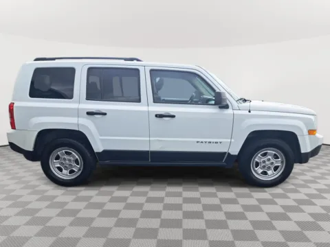 More photos of 2014 Jeep Patriot Sport at Auburn CDJR, WA