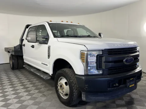 More photos of 2019 Ford Super Duty F-350 DRW XL at Auburn CDJR, WA