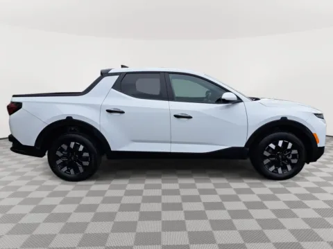 More photos of 2025 Hyundai Santa Cruz SE at Auburn CDJR, WA