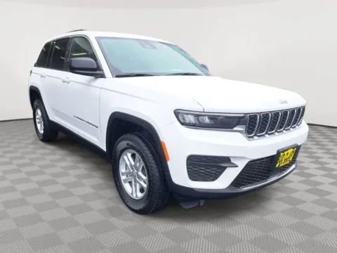 More photos of 2025 Jeep Grand Cherokee Laredo at Auburn CDJR, WA