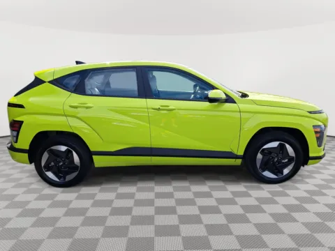 More photos of 2025 Hyundai Kona Electric SE at Auburn CDJR, WA