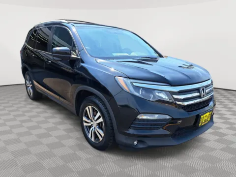 More photos of 2016 Honda Pilot EX-L at Auburn CDJR, WA