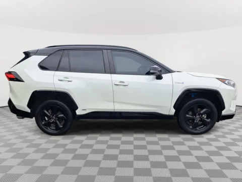More photos of 2021 Toyota RAV4 Hybrid XSE at Auburn CDJR, WA