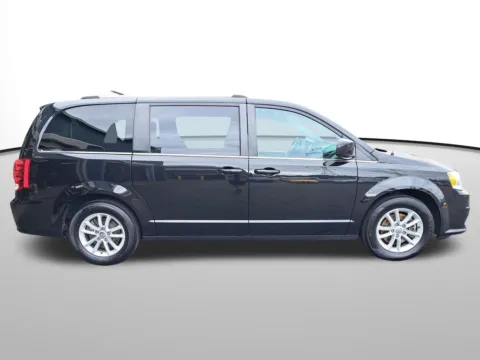 More photos of 2020 Dodge Grand Caravan SXT at Auburn CDJR, WA
