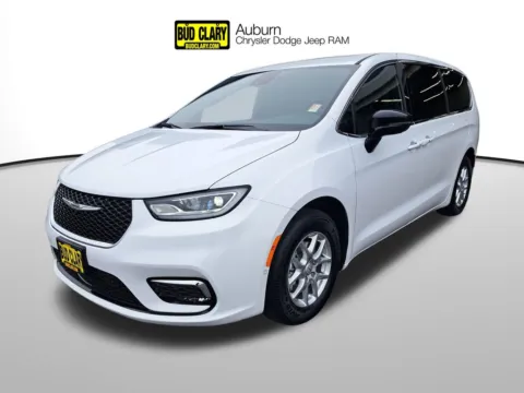 White 2026 Chrysler Pacifica Select for sale in Auburn, WA