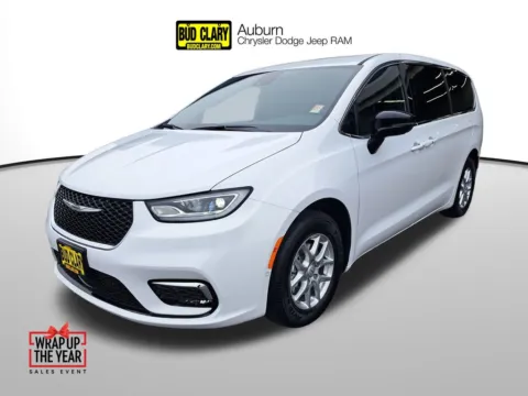 White 2026 Chrysler Pacifica Select for sale in Auburn, WA