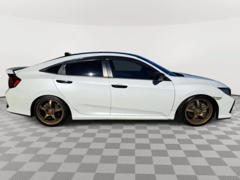 More photos of 2017 Honda Civic Sedan Si at Auburn CDJR, WA