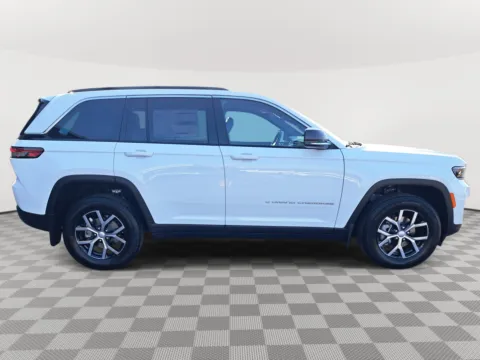 More photos of 2025 Jeep Grand Cherokee Limited at Auburn CDJR, WA