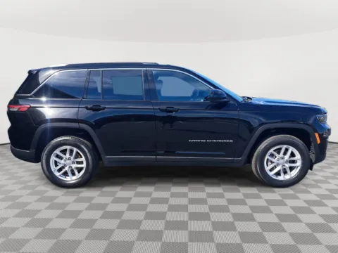 More photos of 2024 Jeep Grand Cherokee Laredo X at Auburn CDJR, WA