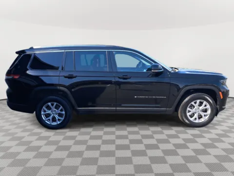 More photos of 2022 Jeep Grand Cherokee L Limited at Auburn CDJR, WA
