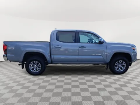 More photos of 2019 Toyota Tacoma SR5 at Auburn CDJR, WA