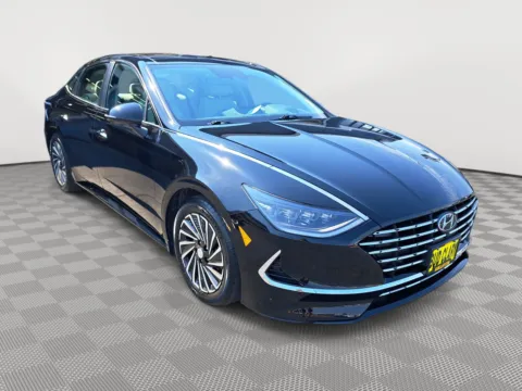 More photos of 2023 Hyundai Sonata Hybrid Limited at Auburn CDJR, WA