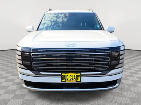 Another view of 2026 Hyundai Palisade Calligraphy for sale in Auburn, WA at Auburn CDJR