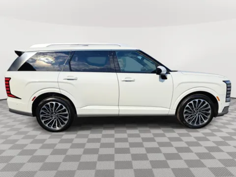 More photos of 2026 Hyundai Palisade Calligraphy at Auburn CDJR, WA