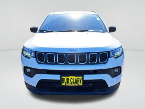 Photos of 2024 Jeep Compass Latitude for sale in Auburn, WA at Auburn CDJR