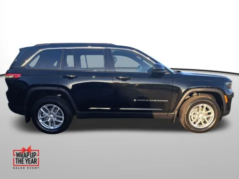 More photos of 2025 Jeep Grand Cherokee Laredo X at Auburn CDJR, WA