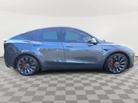 More photos of 2022 Tesla Model Y Performance at Auburn CDJR, WA