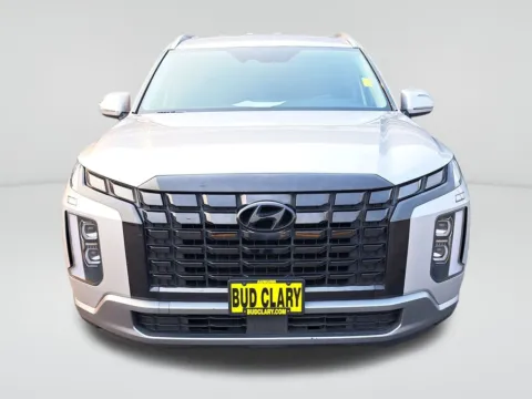 Photos of 2024 Hyundai Palisade SEL for sale in Auburn, WA at Auburn CDJR