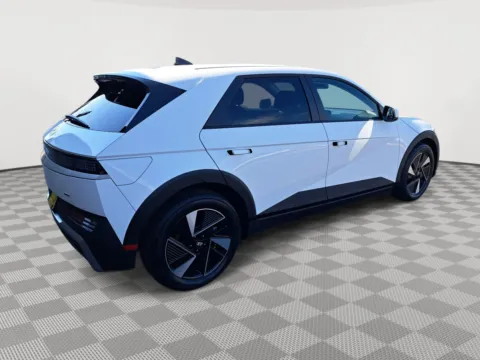 More photos of 2025 Hyundai IONIQ 5 SE at Auburn CDJR, WA
