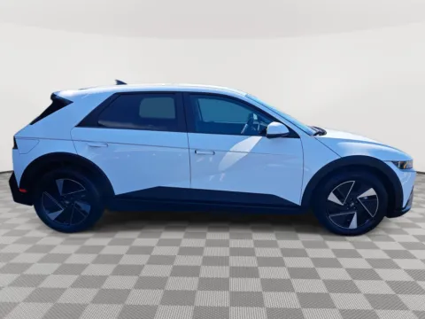 More photos of 2025 Hyundai IONIQ 5 SE at Auburn CDJR, WA
