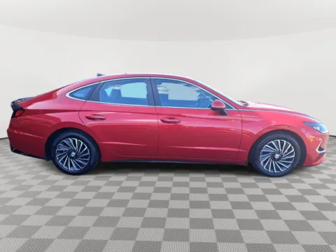 More photos of 2022 Hyundai Sonata Hybrid SEL at Auburn CDJR, WA