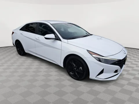 More photos of 2023 Hyundai Elantra Hybrid Blue at Auburn CDJR, WA