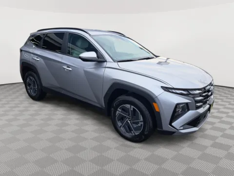 More photos of 2025 Hyundai Tucson Hybrid Blue at Auburn CDJR, WA